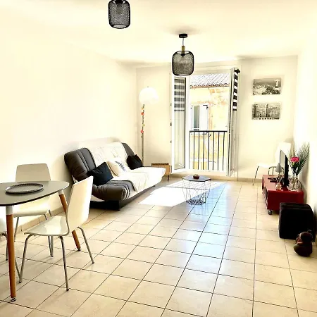 Climatise Coeur Historique D'ajaccio *